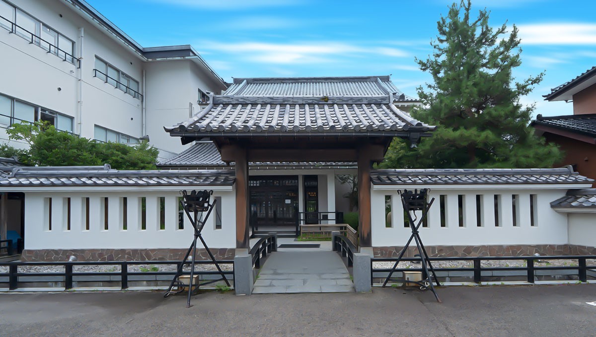 越後平野と弥彦連山一望の宿 穂々 -hoho-